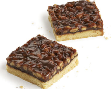 Pine Nut & Hazelnut Cake Recipe