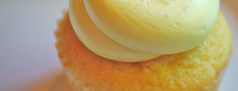 Italian Limoncello Cupcakes