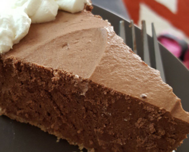 Fudgy Chocolate Cheesecake