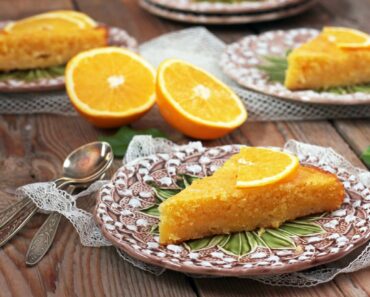 Marmalade Cake Recipe (Quick and Cheap to Make!)