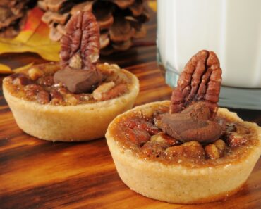 Mini Dream Pecan Pies