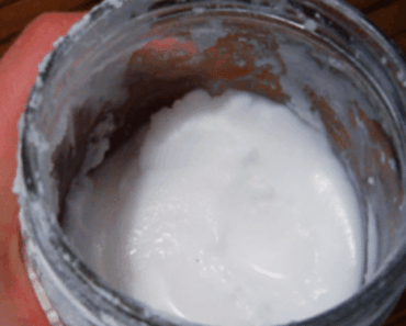 Baking Soda Shampoo Is the Hair Growth Hack Everyone’s Talking About – Here’s Why It Works!