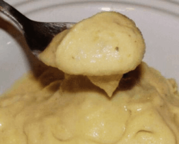Mix Bananas, Honey & Water for a Powerful Natural Cure for Cough and Bronchitis!