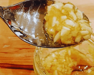 What Happens to Your Body If You Eat Garlic and Honey on an Empty Stomach for 7 Days