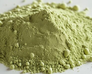 Make Your Own Moringa Tea Powder at Home